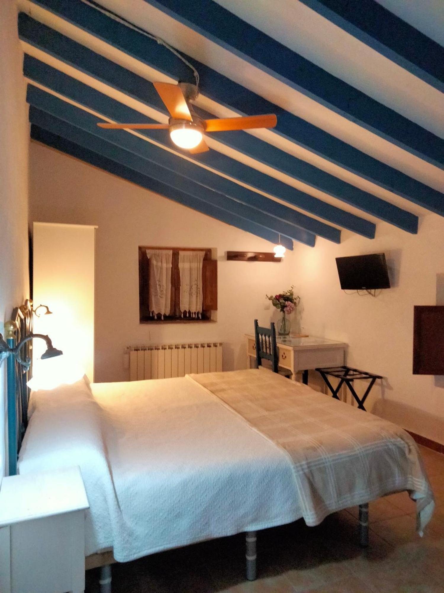 Hostal Los Aromas Villena Eksteriør bilde