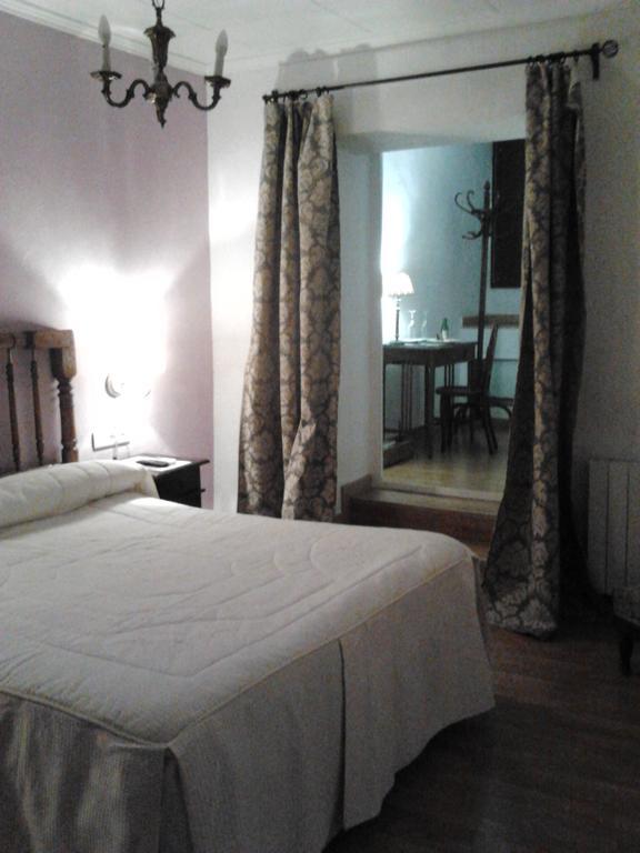 Hostal Los Aromas Villena Rom bilde